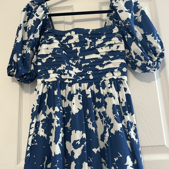 Abercrombie and Fitch Emerson dress - Picture 6 of 8